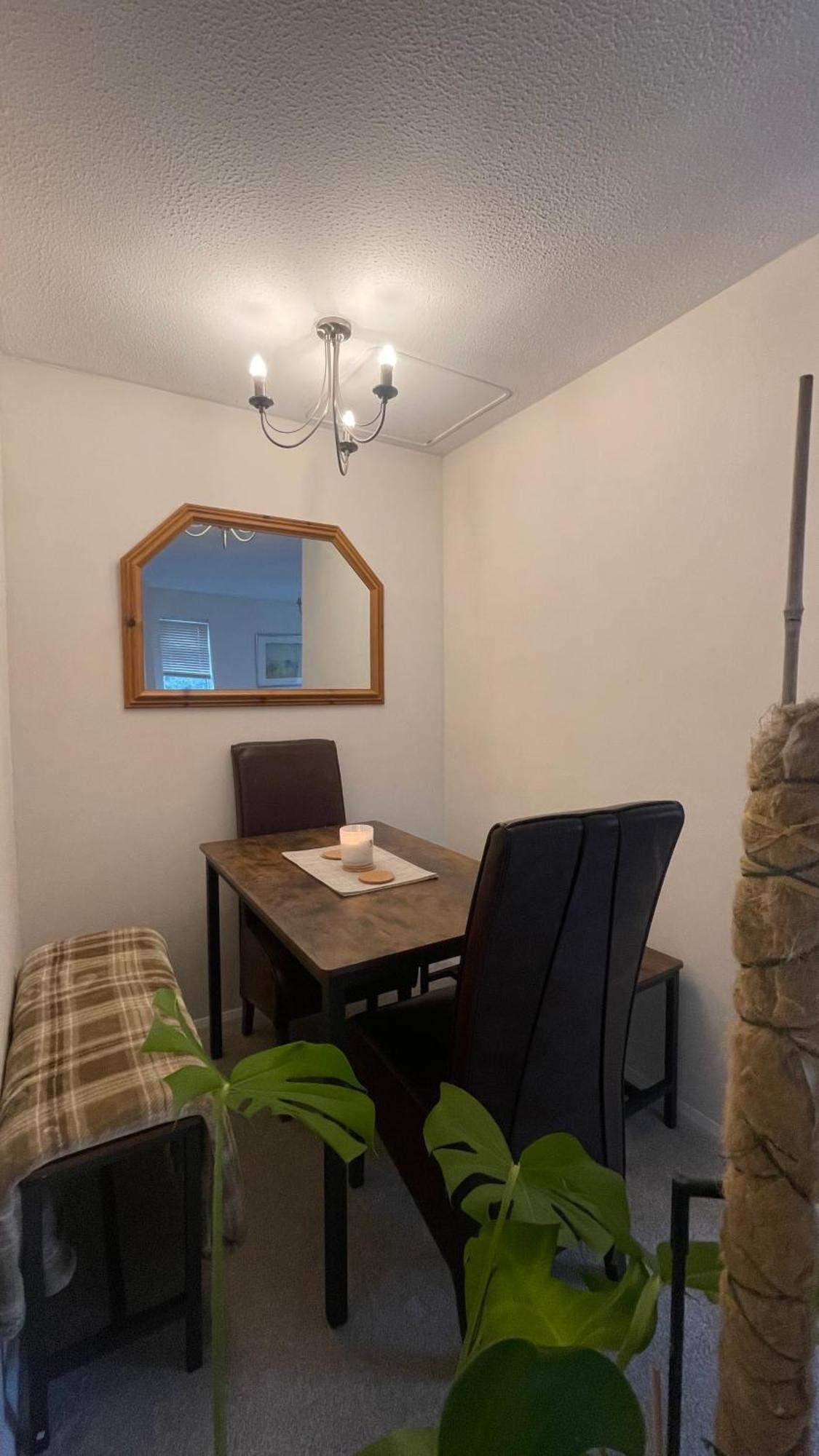 Earley Entire Home With Private Entrance מראה חיצוני תמונה