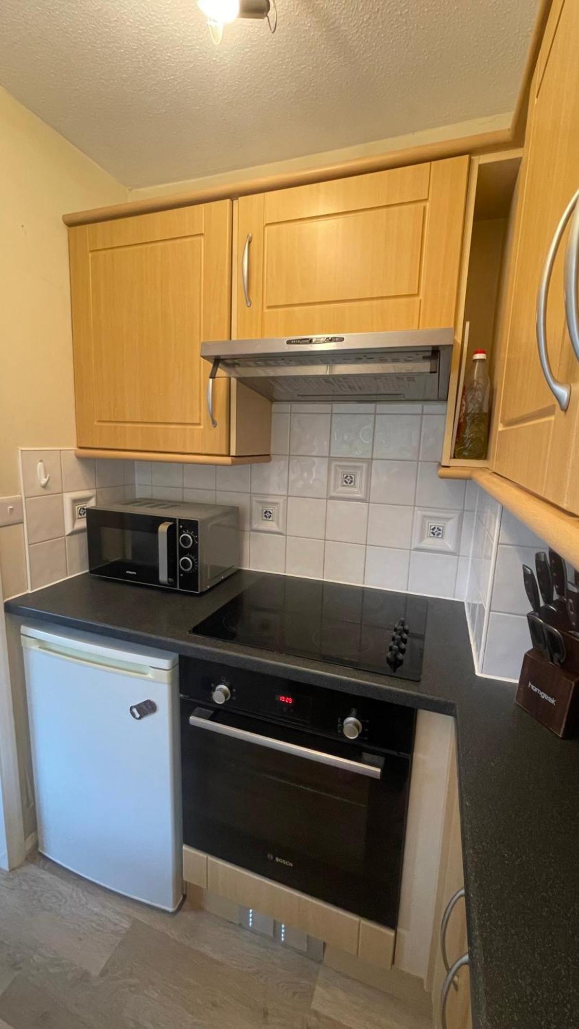Earley Entire Home With Private Entrance מראה חיצוני תמונה
